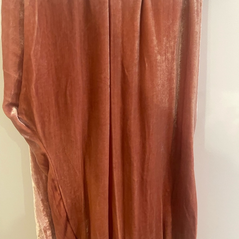 Alice + Olivia Velvet Wide-Leg Pants in Peach BRAND NEW WITH TAGS - Picture 4 of 10